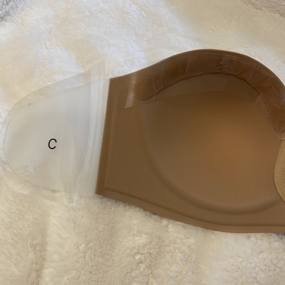 Strapless Backless Bra C Cup (New in box) - Picture 6 of 6